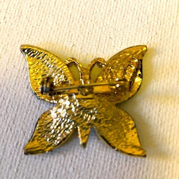 Vintage Gold Tone Enamel Pearl Butterfly Pin - Picture 2 of 2